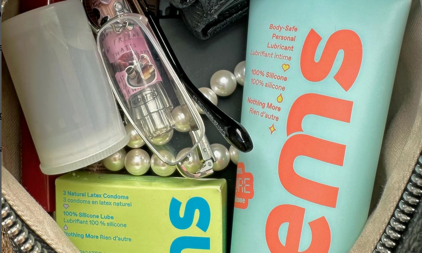 How to Choose Personal Lube That’s Safe for Sensitive Skin